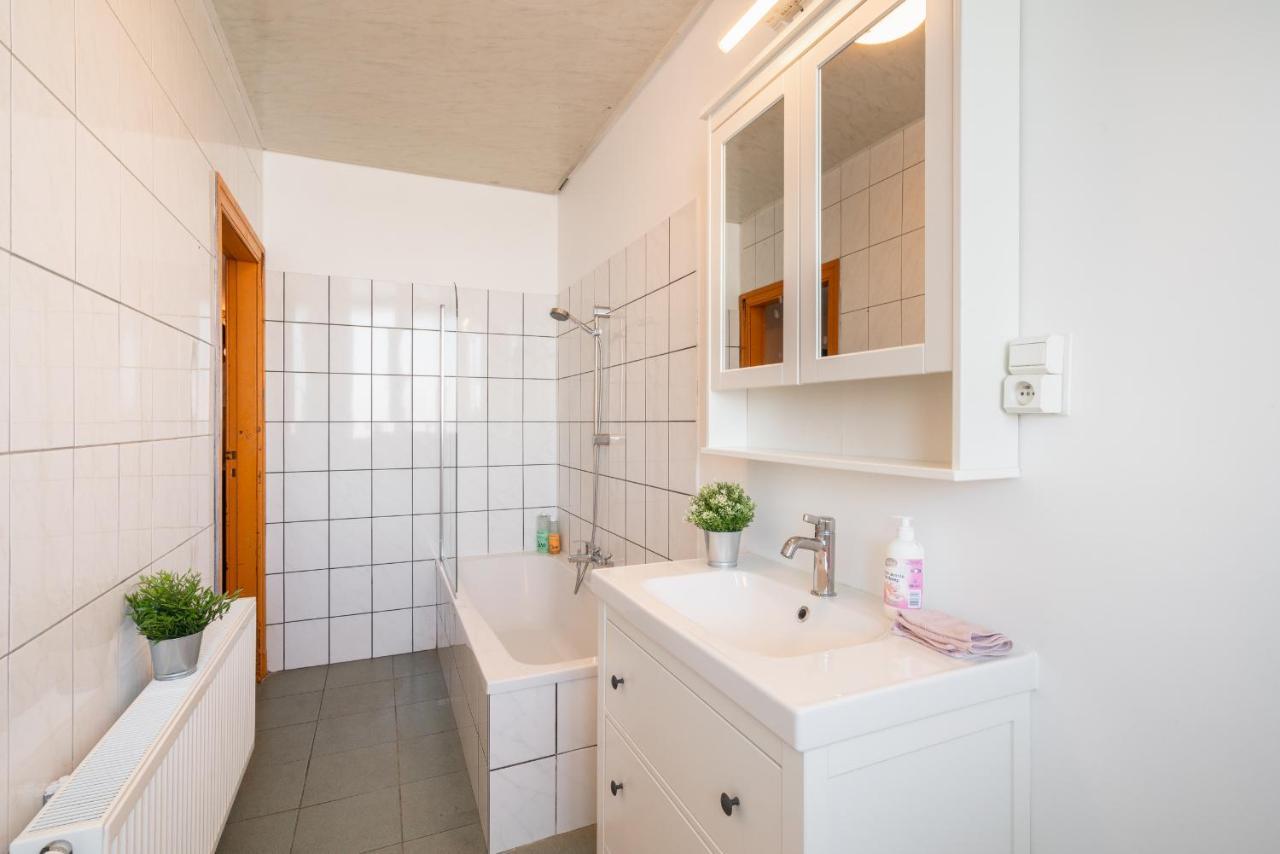 Large Antwerp City Center Apartments Ngoại thất bức ảnh
